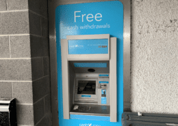 Pinnen in het buitenland