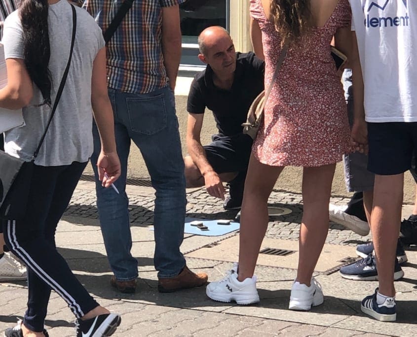 Balletje-balletje bij Checkpoint Charlie