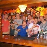 Nog nooit waren er zoveel kale mannen tegelijkertijd in Salou. Nog nooit waren er zoveel kale mannen tegelijkertijd in Salou.