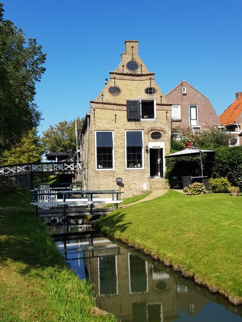 Schilderachtig tafereeltje in Hindeloopen