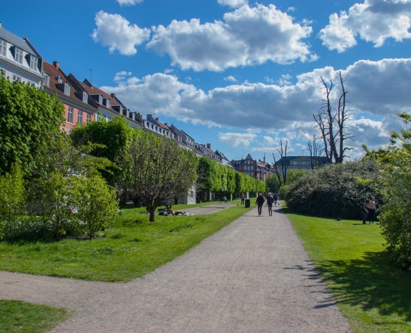 Do as the locals do in Kongens Have