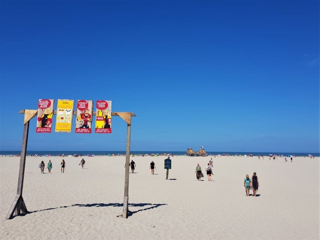 Stranddrukte op Schiermonnikoog