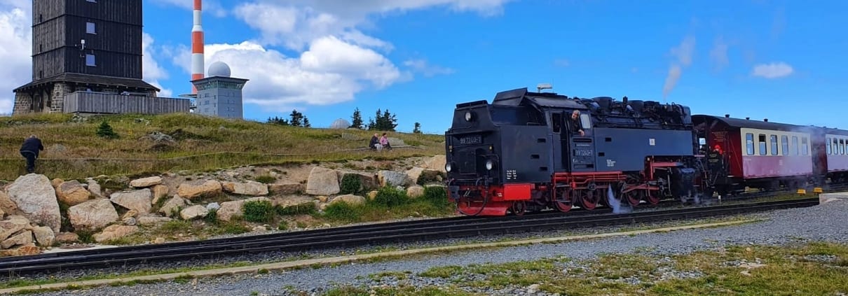 Stoomtrein bovenop de Brocken in de Harz