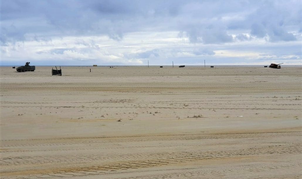 Soldaatje spelen op de Vliehors